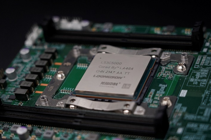 龙芯中科确认下代 CPU 3A6000 研发进展顺利，单核性能达到主流产品水平